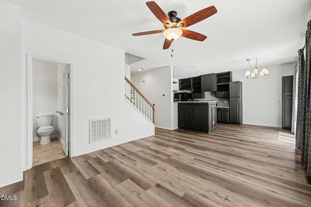 711 Wakehurst Drive, Cary, NC 27519