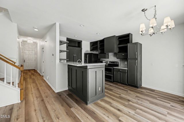 711 Wakehurst Drive, Cary, NC 27519