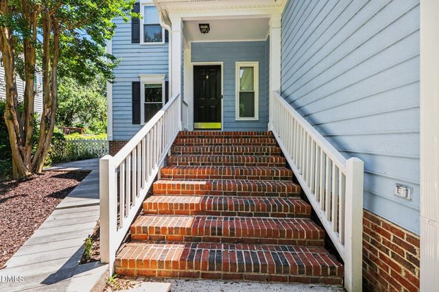 711 Wakehurst Drive, Cary, NC 27519