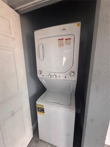 353 FERNDALE AVENUE, South Daytona, FL 32119