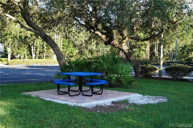 4976 W Yearling Drive, Beverly Hills, FL 34465