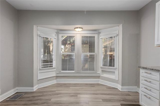 915 E 29th Street, Kansas City, MO 64109