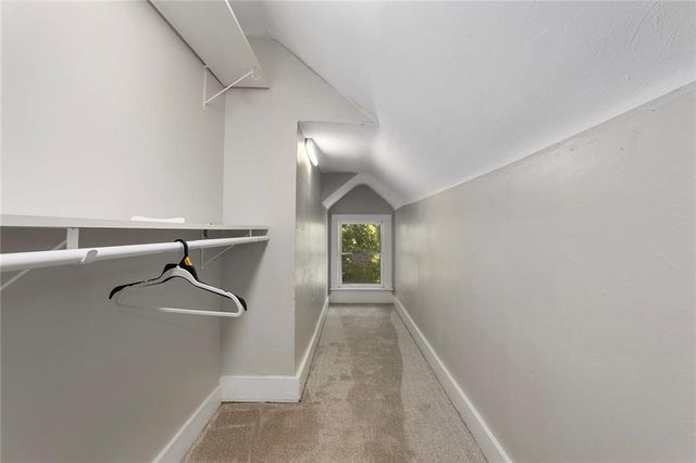 915 E 29th Street, Kansas City, MO 64109