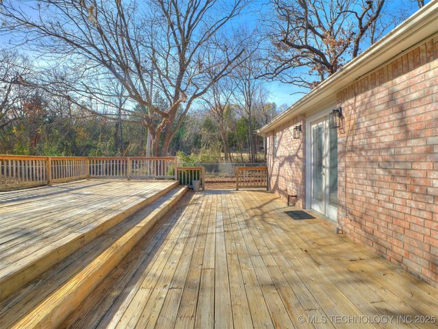 118 E 48th Street, Sand Springs, OK 74063