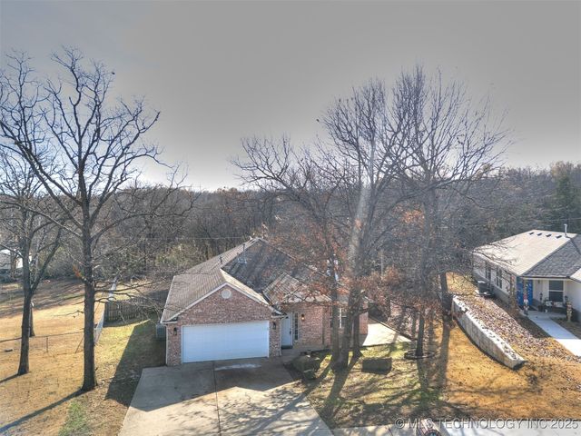 118 E 48th Street, Sand Springs, OK 74063