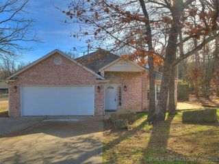 118 E 48th Street, Sand Springs, OK 74063