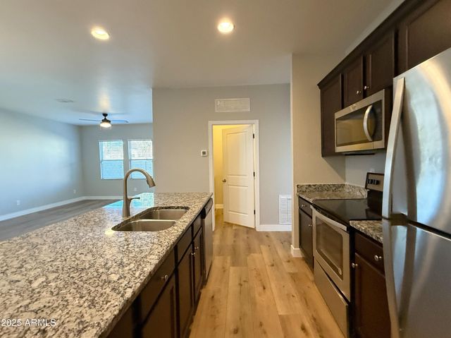 2720 E Omega Drive, San Tan Valley, AZ 85143