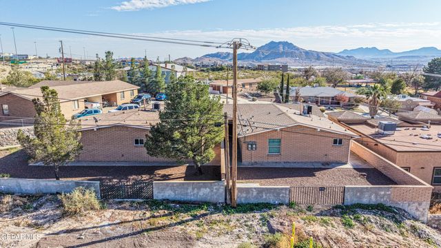 293 Atlantic Road A & B, El Paso, TX 79922