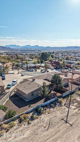 293 Atlantic Road A & B, El Paso, TX 79922