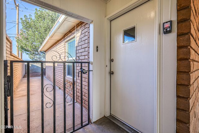 293 Atlantic Road A & B, El Paso, TX 79922