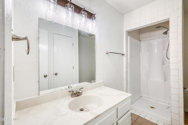 293 Atlantic Road A & B, El Paso, TX 79922