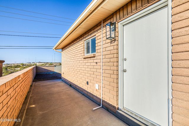 293 Atlantic Road A & B, El Paso, TX 79922