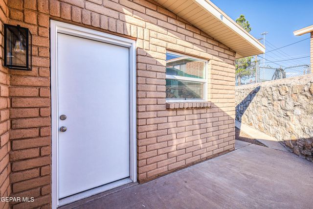 293 Atlantic Road A & B, El Paso, TX 79922