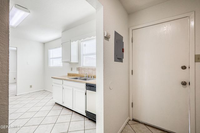 293 Atlantic Road A & B, El Paso, TX 79922