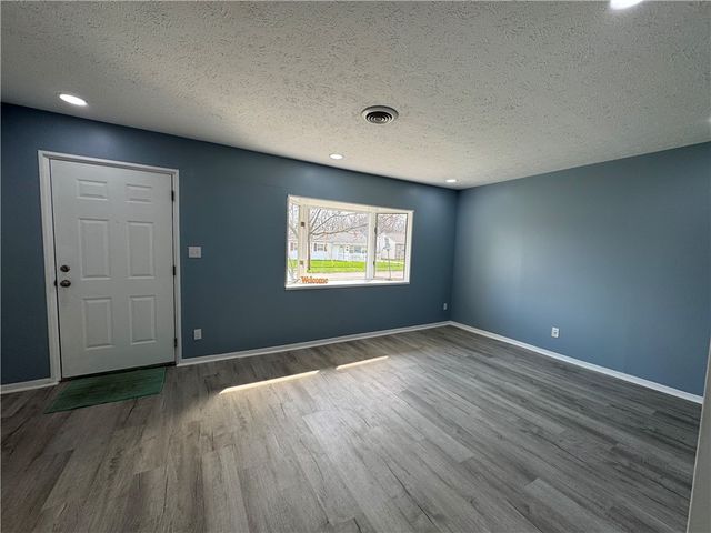 4883 Rainier Drive, Dayton, OH 45432