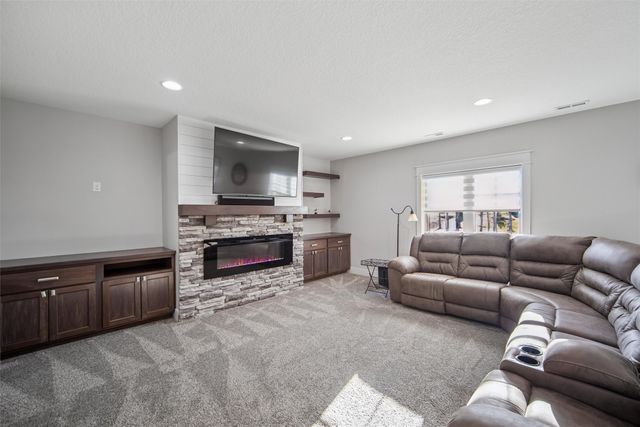 25018 Eagle Vista Drive, Adel, IA 50003