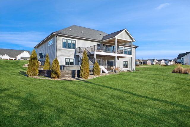 25018 Eagle Vista Drive, Adel, IA 50003