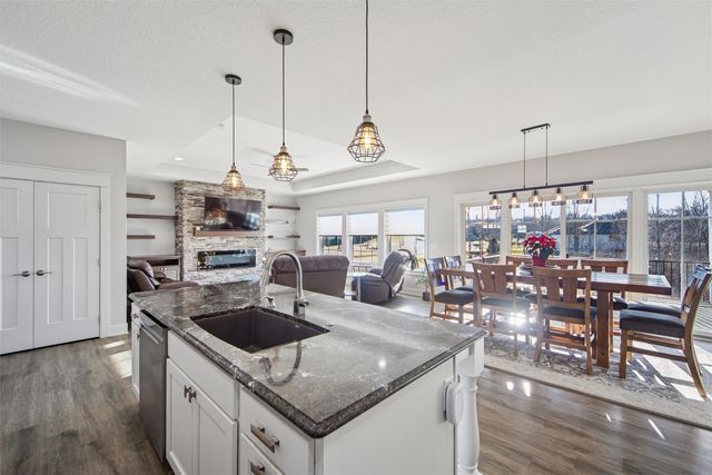 25018 Eagle Vista Drive, Adel, IA 50003