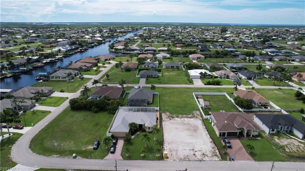 1013 NW 33rd AVE, CAPE CORAL, FL 33993 — photo 4