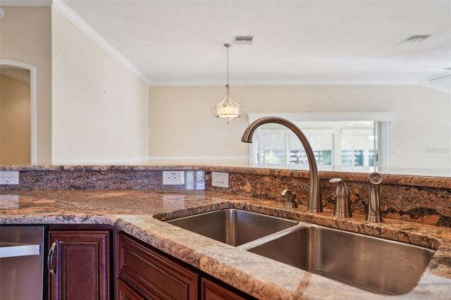 527 BEVILLE PLACE, The Villages, FL 32163