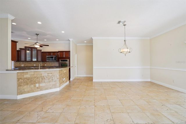 527 BEVILLE PLACE, The Villages, FL 32163