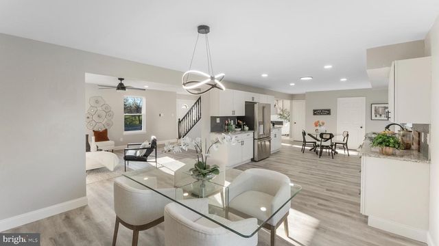 78 W TOMLIN STATION RD, Mickleton, NJ 08056