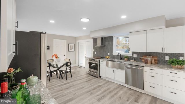 78 W TOMLIN STATION RD, Mickleton, NJ 08056