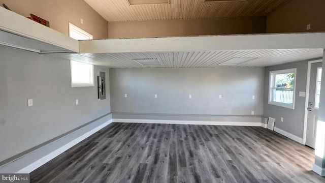 78 W TOMLIN STATION RD, Mickleton, NJ 08056