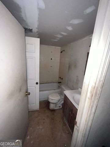 5568 Bradley Circle, Lithonia, GA 30038