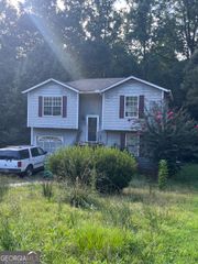 5568 Bradley Circle, Lithonia, GA 30038