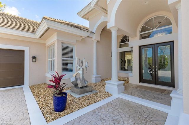 6656 Trail BLVD, Naples, FL 34108