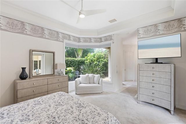 6656 Trail BLVD, Naples, FL 34108