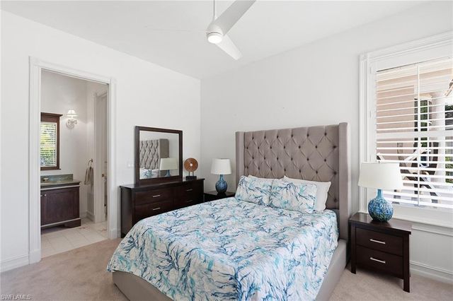 6656 Trail BLVD, Naples, FL 34108