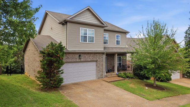 8012 Mandan Dr, Brentwood, TN 37027