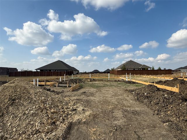 205 Comfort Drive, Godley, TX 76044