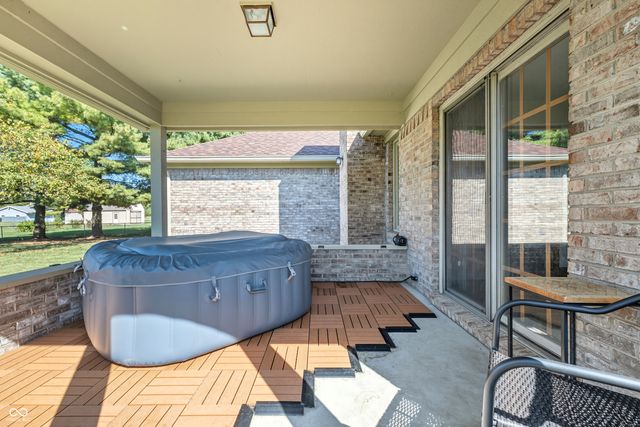 7424 Cindy Drive, Mccordsville, IN 46055