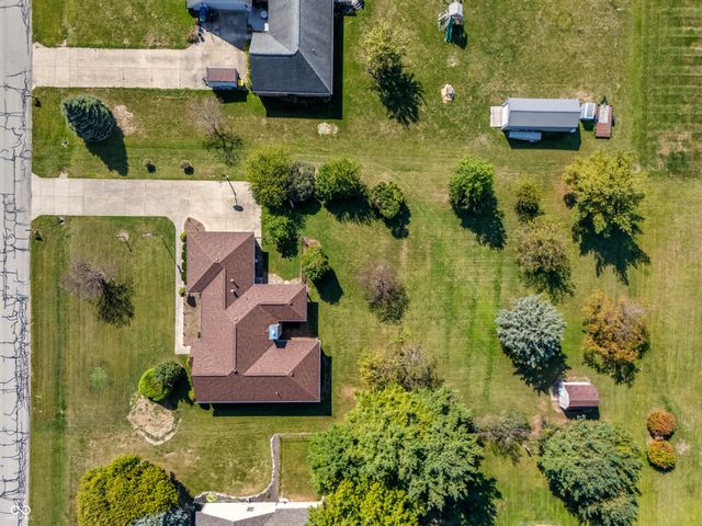 7424 Cindy Drive, Mccordsville, IN 46055