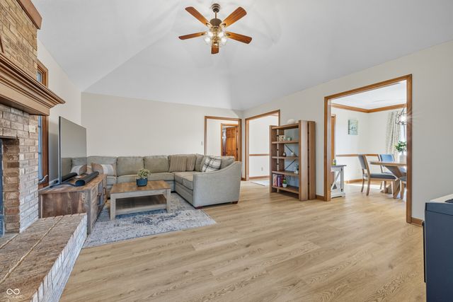 7424 Cindy Drive, Mccordsville, IN 46055