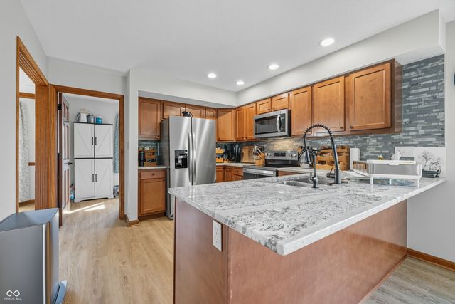 7424 Cindy Drive, Mccordsville, IN 46055