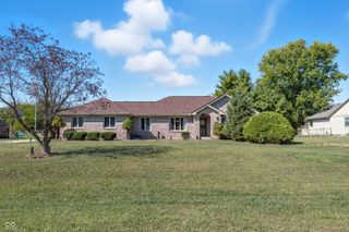 7424 Cindy Drive, Mccordsville, IN 46055