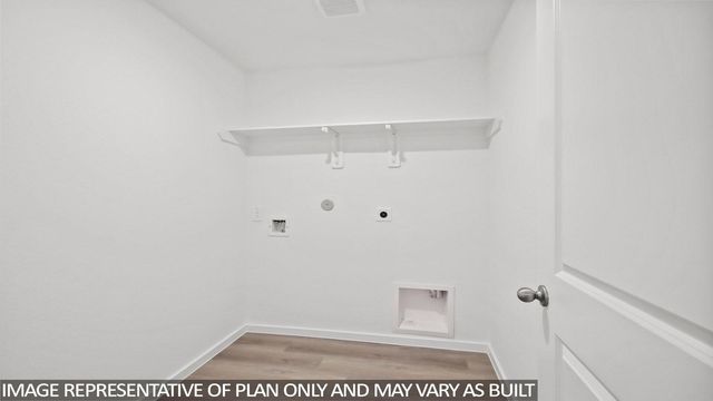 930 Sutherland Falls Drive, Conroe, TX 77303