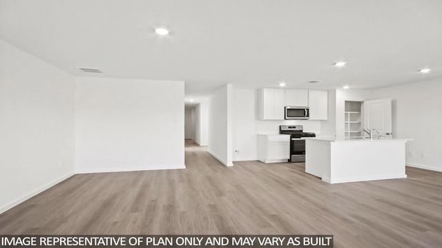 930 Sutherland Falls Drive, Conroe, TX 77303