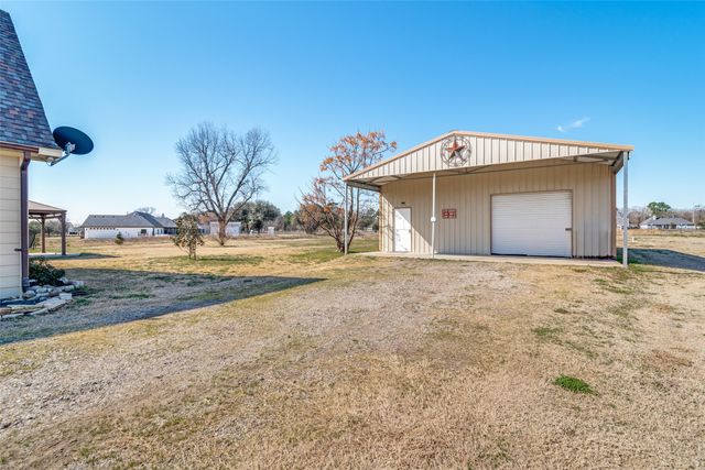 2468 Vz County Road 2511 Road, Canton, TX 75103