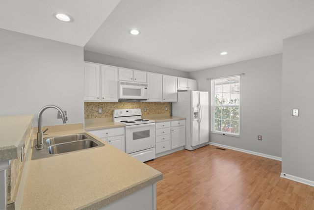 5589 Bow Falls Boulevard, 19, Dublin, OH 43016