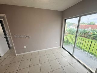 3130 NW 21st Ct 10, Miami, FL 33142