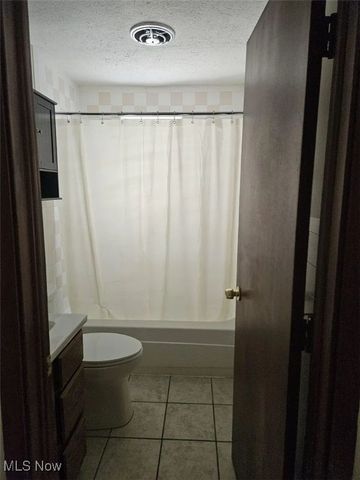 5200 Royalton Road 1D, North Royalton, OH 44133