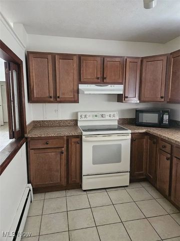 5200 Royalton Road 1D, North Royalton, OH 44133