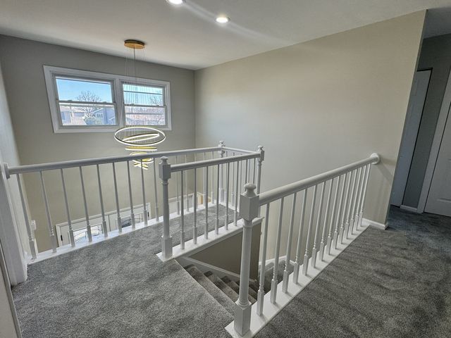 940 Tanglewood Drive, Wheeling, IL 60090