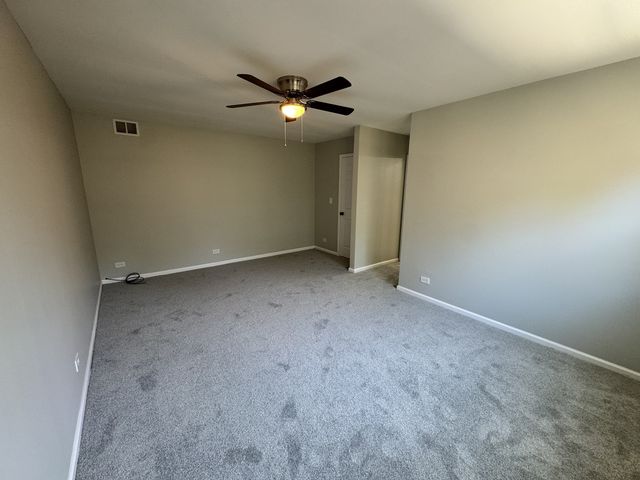 940 Tanglewood Drive, Wheeling, IL 60090