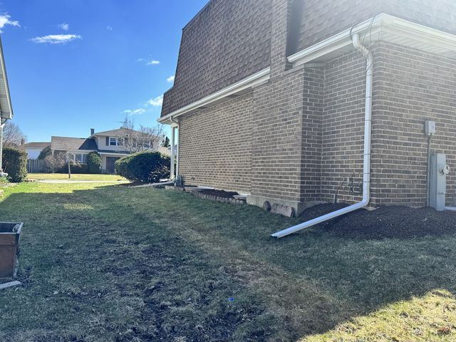 940 Tanglewood Drive, Wheeling, IL 60090